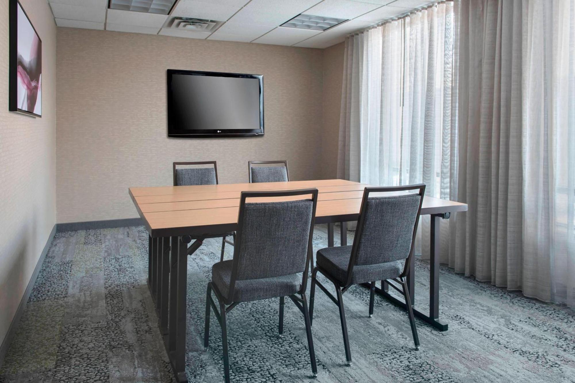 Hotel Courtyard By Marriott Lebanon Exterior foto